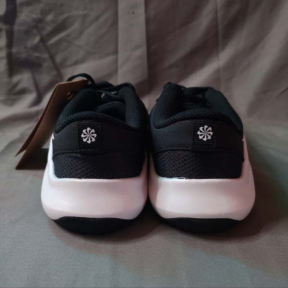 W nike legend essential 3 nn - Picture 3 of 5